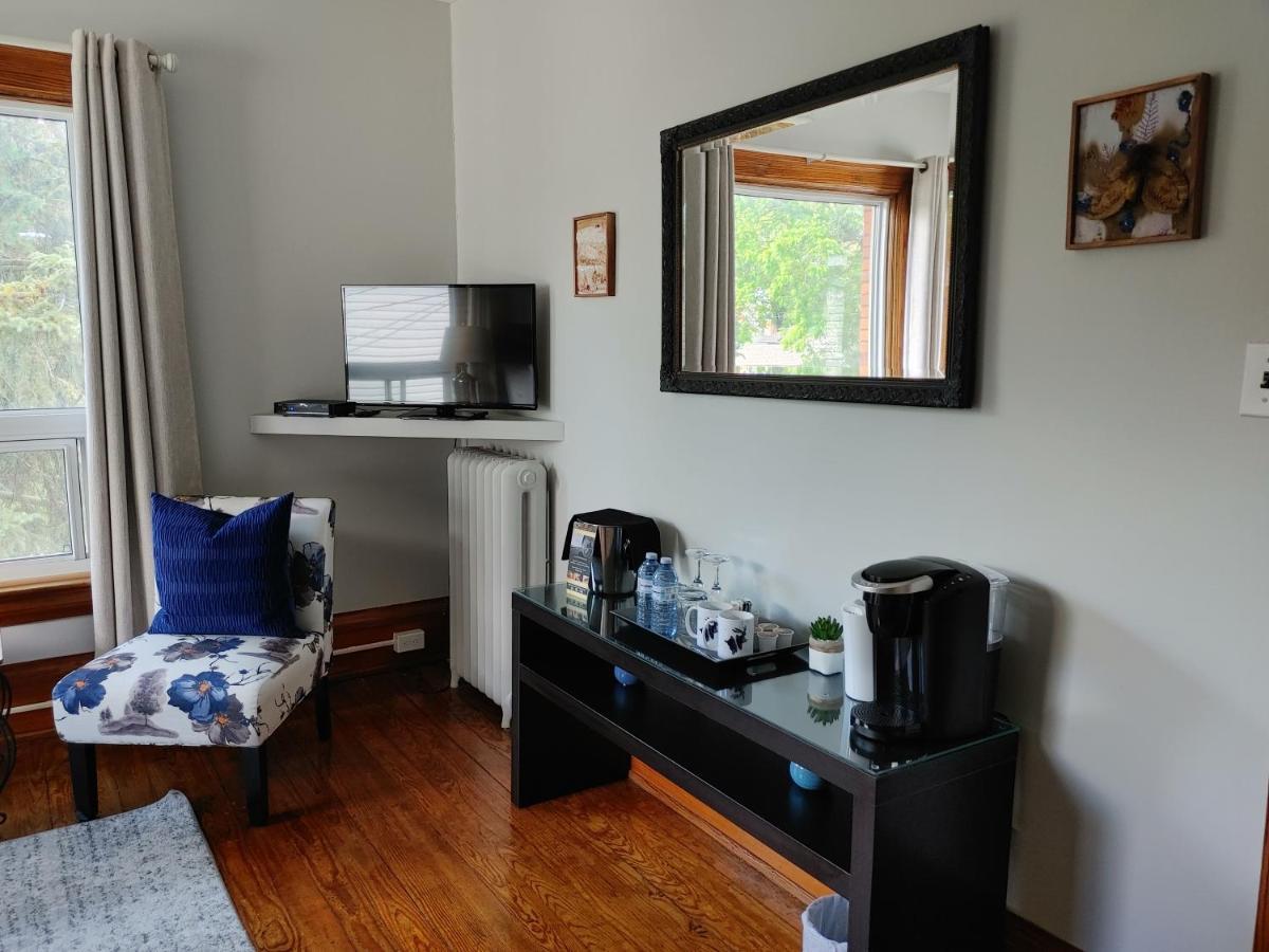 Stonewater Manor B&B Gananoque Dış mekan fotoğraf