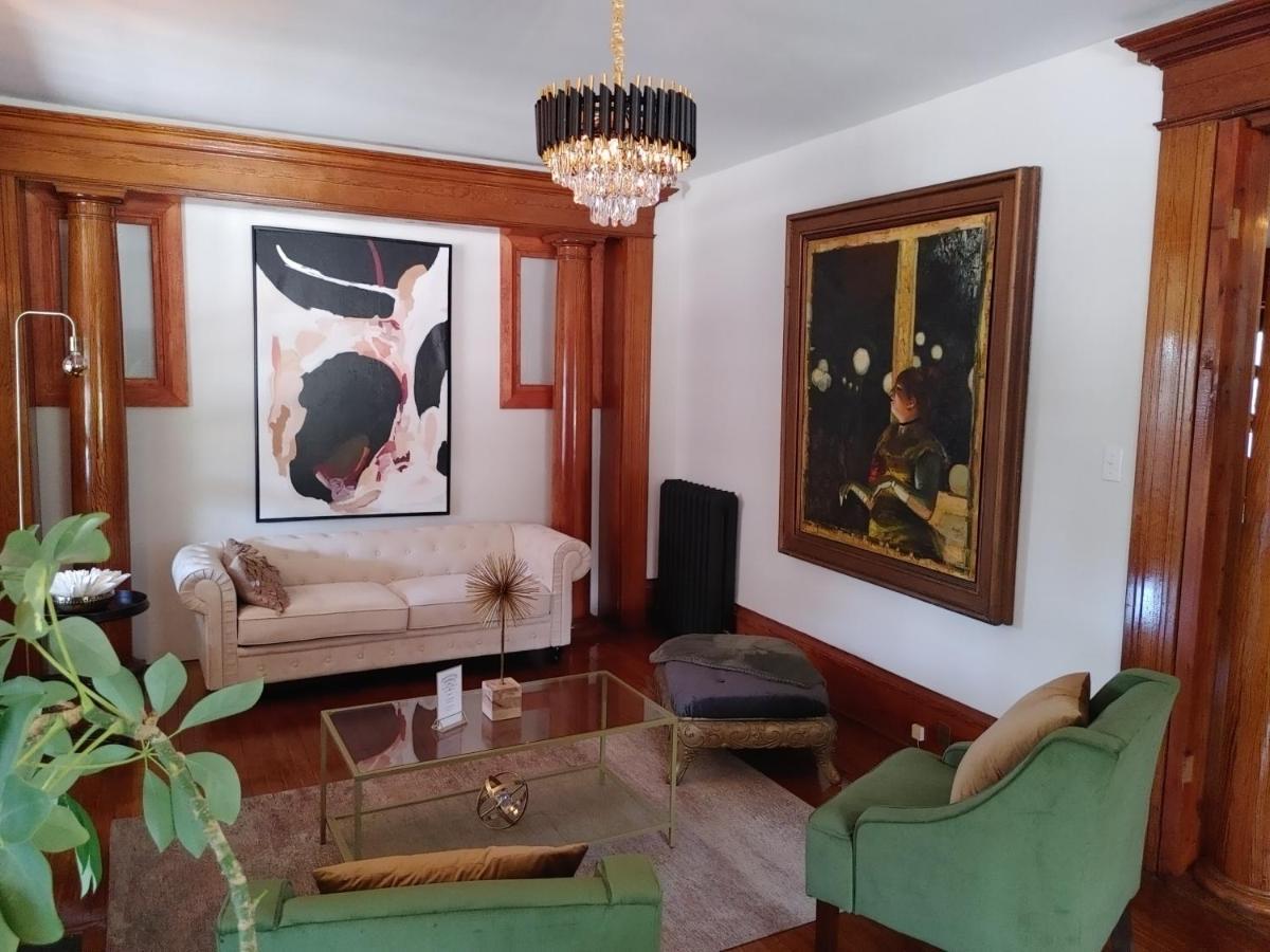 Stonewater Manor B&B Gananoque Dış mekan fotoğraf